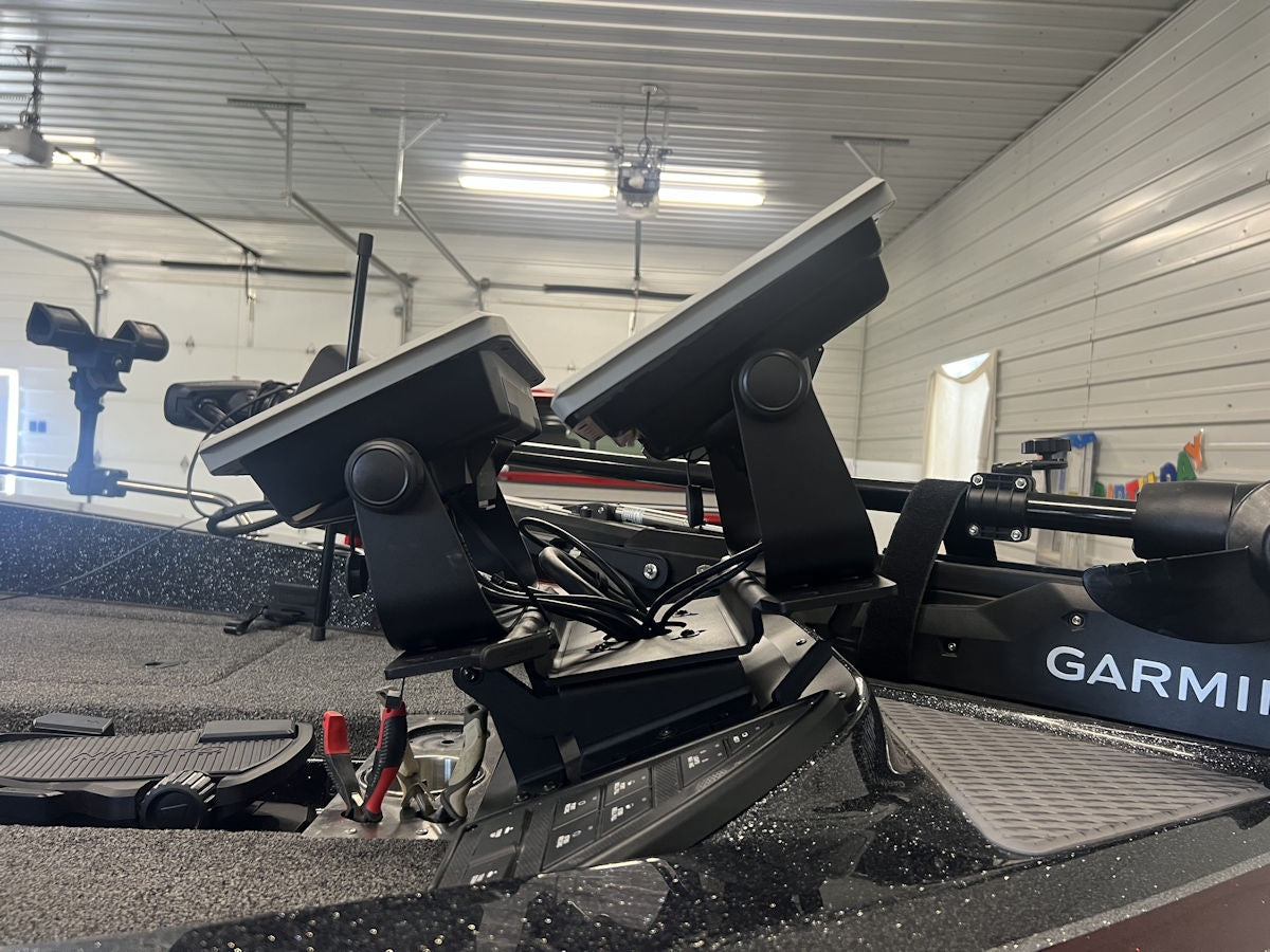 Caymas DV19 and DV20 Dual "Hood" Stack Bow Mount